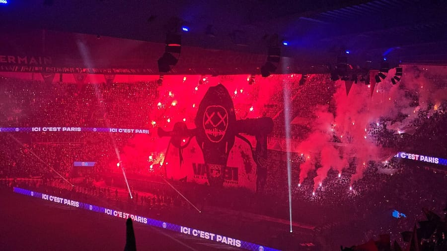 El Santiago Bernabéu durante una noche de Champions League: Real Madrid 6-1 Mónaco en la fase liga, 20 de enero de 2026.