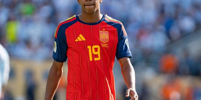 Yamal iguala a Messi y el Barça manda en LaLiga 2026-27