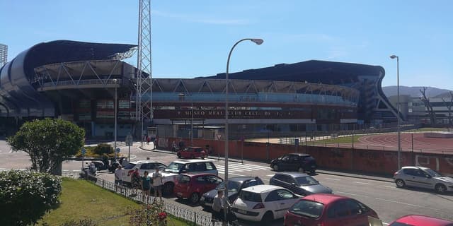Un hongo en Balaídos amenaza el debut de Borja Iglesias