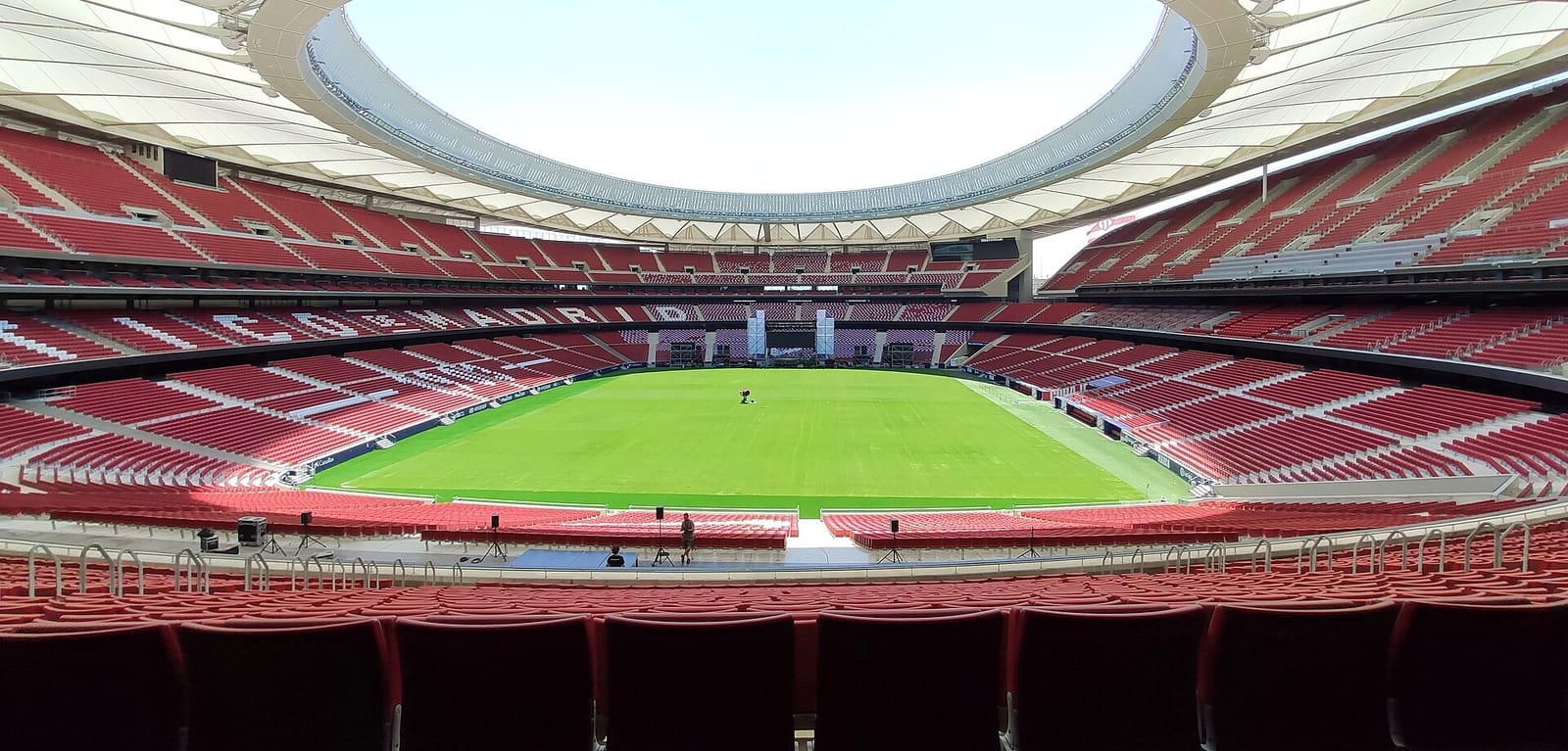 Nueve años después: el Málaga vuelve al Metropolitano