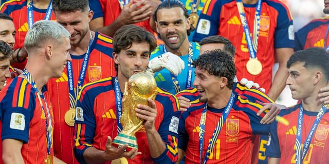 Ferran Torres, el suplente criticado que ganó el Mundial