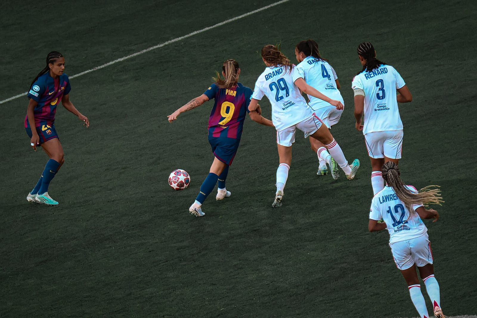Barça-Real Madrid femenino: 7-0 y póker de Clàudia Pina
